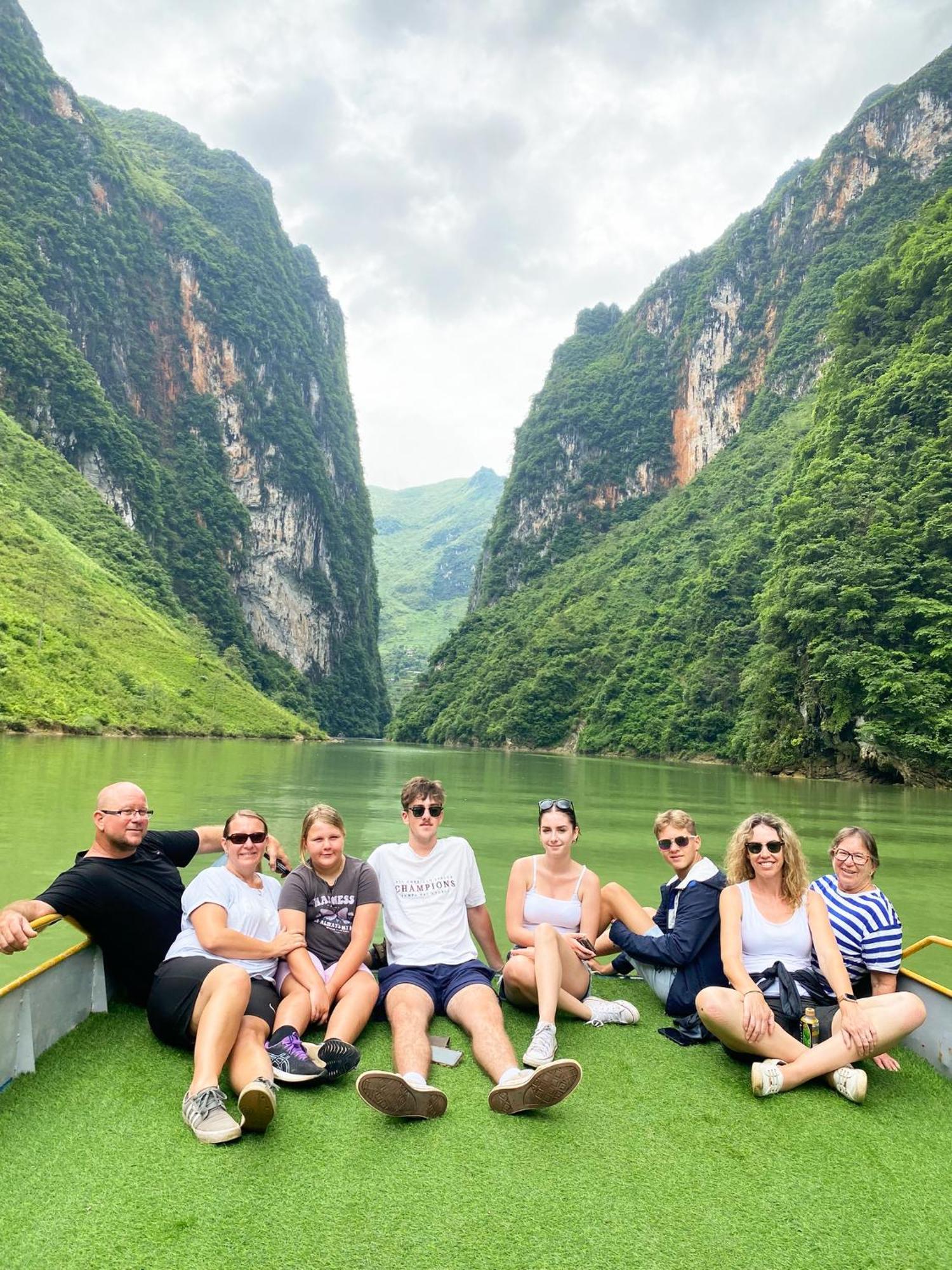Hostel Lazy Cat - Motorbikes & Tours Ha Giang